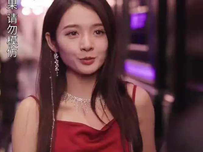 《闪婚豪门总裁夫人马甲掉光了》：真假千金的豪门套路，爆笑身份反转惊掉下巴！